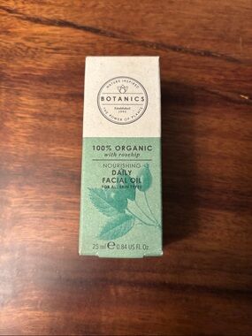 100% Organic Nourishing Daily Facial Oil - Green